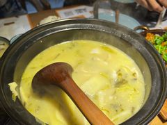 -九锅一堂酸菜鱼(学府凯德店)