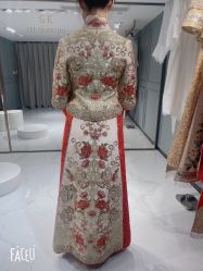 点击看大图 -GRACE KELLY婚纱与礼服(北京店)