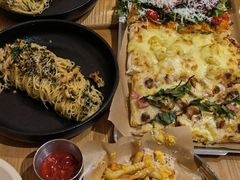 -HELLO 27 意面·沙拉·帕尼尼