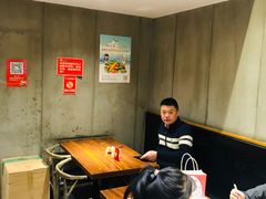 大堂-牛吃草牛肉面(翠柏路店)