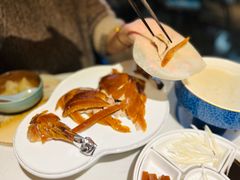 精品烤鸭-悦江(梅奔中心店)