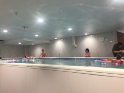 -海豚啵啵婴幼儿洗澡游泳馆