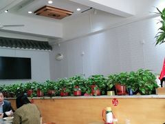 -芳芳餐厅(白沙路店)