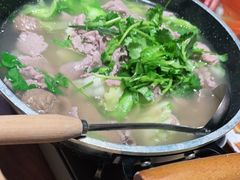 -川堂风·跷脚牛肉·乐山爆炒(宝山日月光店)