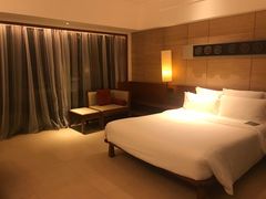 -三亚湾海居铂尔曼度假酒店