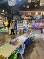 -卡通尼乐园(新达汇三林店)