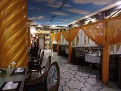 -丝路天山酒店(国际大巴扎店)