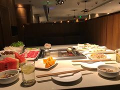 -海底捞火锅鲜切牛肉主题店(长寿路店)