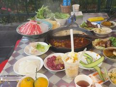 -赵美丽·重庆社区火锅·直营店(火车东站·中豪国际店)