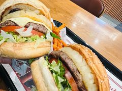 -The Habit Burger Grill 哈比特汉堡(复兴soho店)
