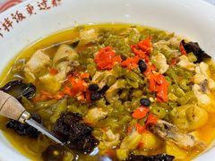 仙庾岭酸辣椒蒸鸡-西江红·株洲本地菜(滨江南路店)