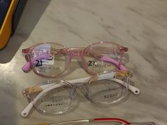 -瑞司视光眼镜·蔡司战略合作眼镜店(新街口店)