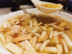 竹荪菌菇汤-武夷山德懋堂度假村·五观堂餐厅