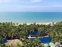 -三亚湾海居铂尔曼度假酒店