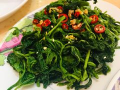 -芳村榕树头叹佬鸡煲(体育西店)