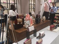 -COACH蔻驰(华润万象城店)