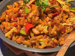 -炭舍干锅·烤鱼(扬名广场店)