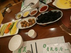 -青瓦餐厅·生鱼片·韩园烤肉(西塔店)