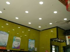 大堂-龙记桂林米粉(财满街店)