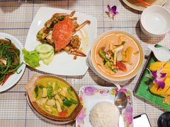-Jungle Kitchen