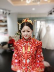 -雪莉美妆婚纱馆