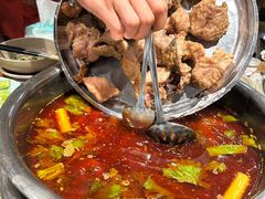 -肖肖酸萝卜鱼火锅(总店)