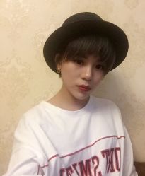 -So·So卡凡 