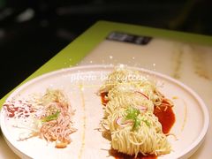 鸡丝拌面-桂满陇天书(南京德基旗舰店)