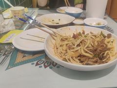 -楼兰古丽·新疆拌面·清真(华阳城店)