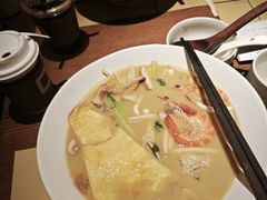 -荣家黄鱼面(前滩太古里店)