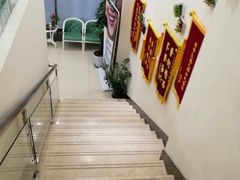-美酷口腔牙齿矫正(江桥万达店)