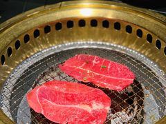 -山川小町·极番烧肉(新地假日广场店)