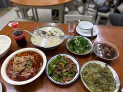 雪菜粉皮-胡子饮食店