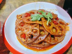 -老闵田螺馆·南昌特色小炒(梦时代店)