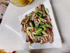 -墨脱石锅椰子鸡•香草鸭•东山羊(大东海店)