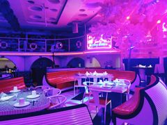-巴特餐饮6加1音乐餐吧·新疆菜