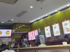 -龙记桂林米粉(财满街店)