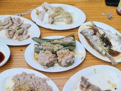-正宗牛奇排骨饭(第一分店)