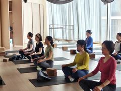 -乐刻瑜伽·普拉提·小瑜荚YogaPod(滨江银泰店)