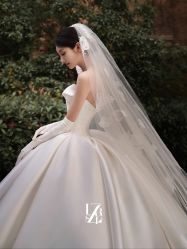 -Renee芮亦婚纱(原丽莎)