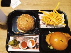 -The Habit Burger Grill 哈比特汉堡(复兴soho店)