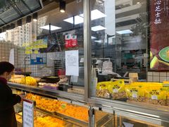 面包甜点陈列柜-鲍师傅糕点(江苏路店)