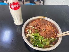 -薛记襄阳香辣牛肉面(平安路店)