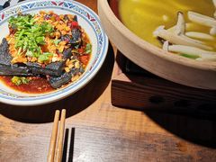 -洞庭土菜小炒馆(易发广场店)