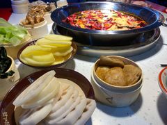 -厂花素芬九宫格火锅(红光店)