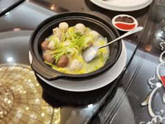三丸煲-金华安大酒楼·老牌潮菜·粤式茶点(东方国际店)