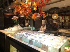 -半岛翡丽海鲜自助餐厅(观风亭店)