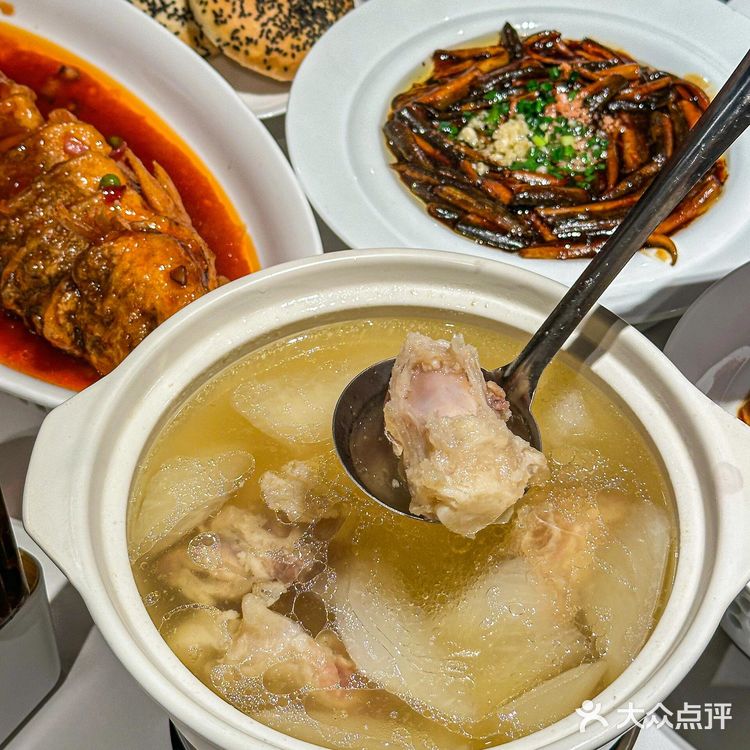 很正宗的无锡非遗老字号！可以用响油鳝丝做浇头！