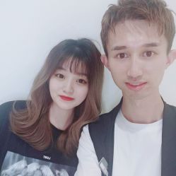 点击看大图 -逸丝风尚专注烫染