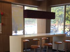 -麦当劳(花桥得来速店)